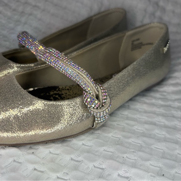 Sugar Lingo Gold Glitter Flats Rhinestone Strap Pointed Toe Shoes Women’s 8M - Picture 1 of 11